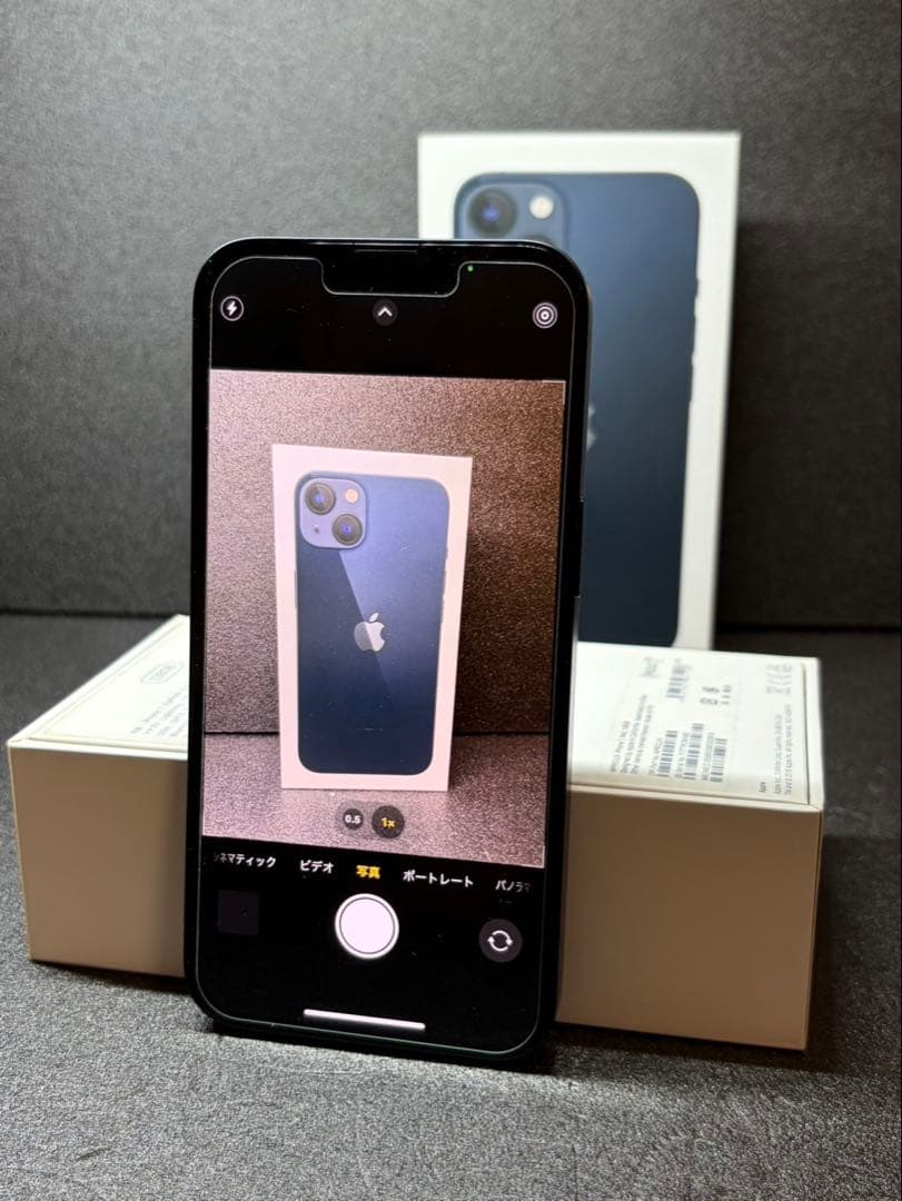 iPhone13 SIMロックなし　Apple 128GM ミッドナイト