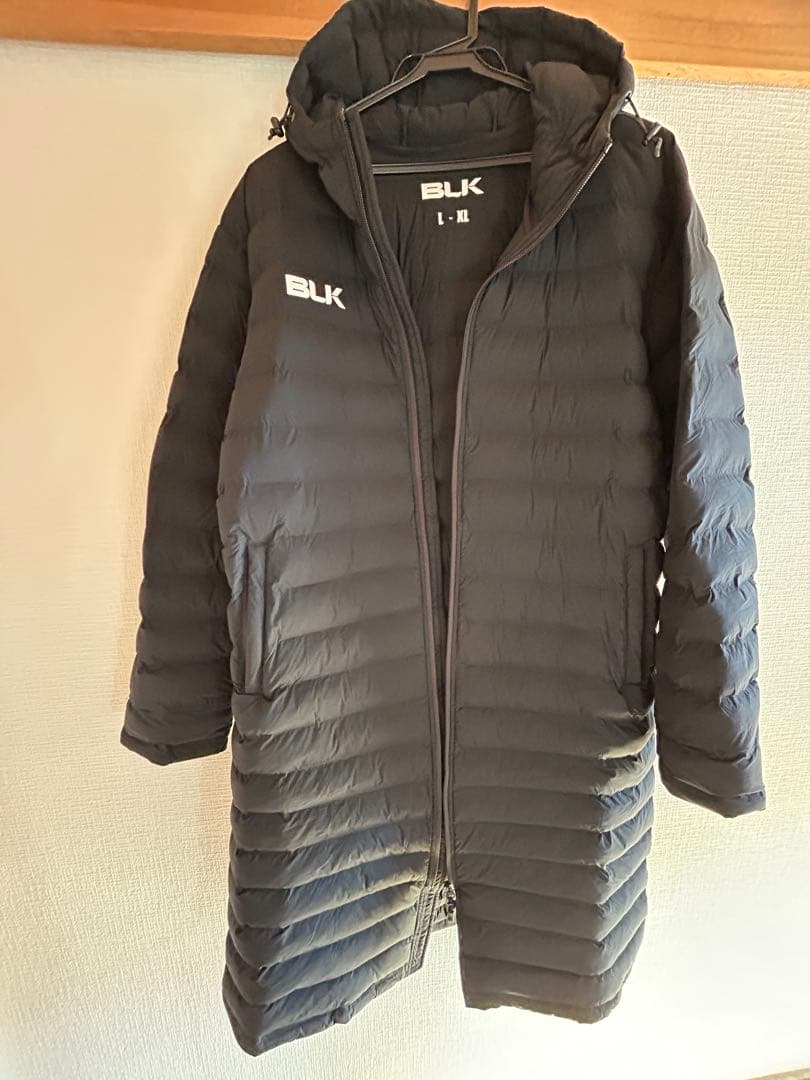 【美品】BLK フード付きダウンベンチコートブラック