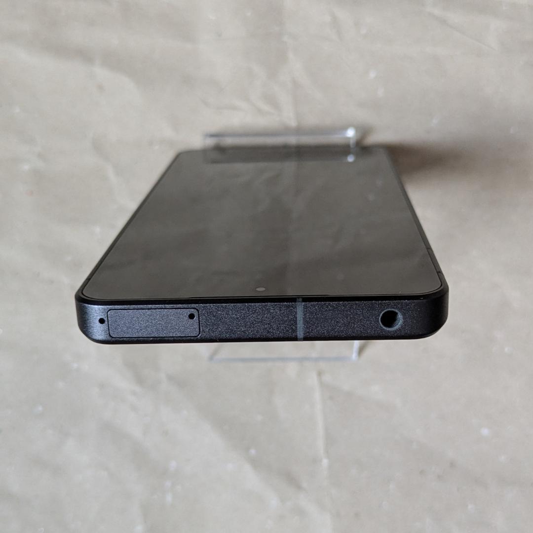 SHARP AQUOS R8 pro SIMフリー版