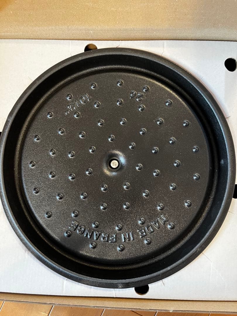 STAUB Cocotte 26cm チェリー ノブミトン付き