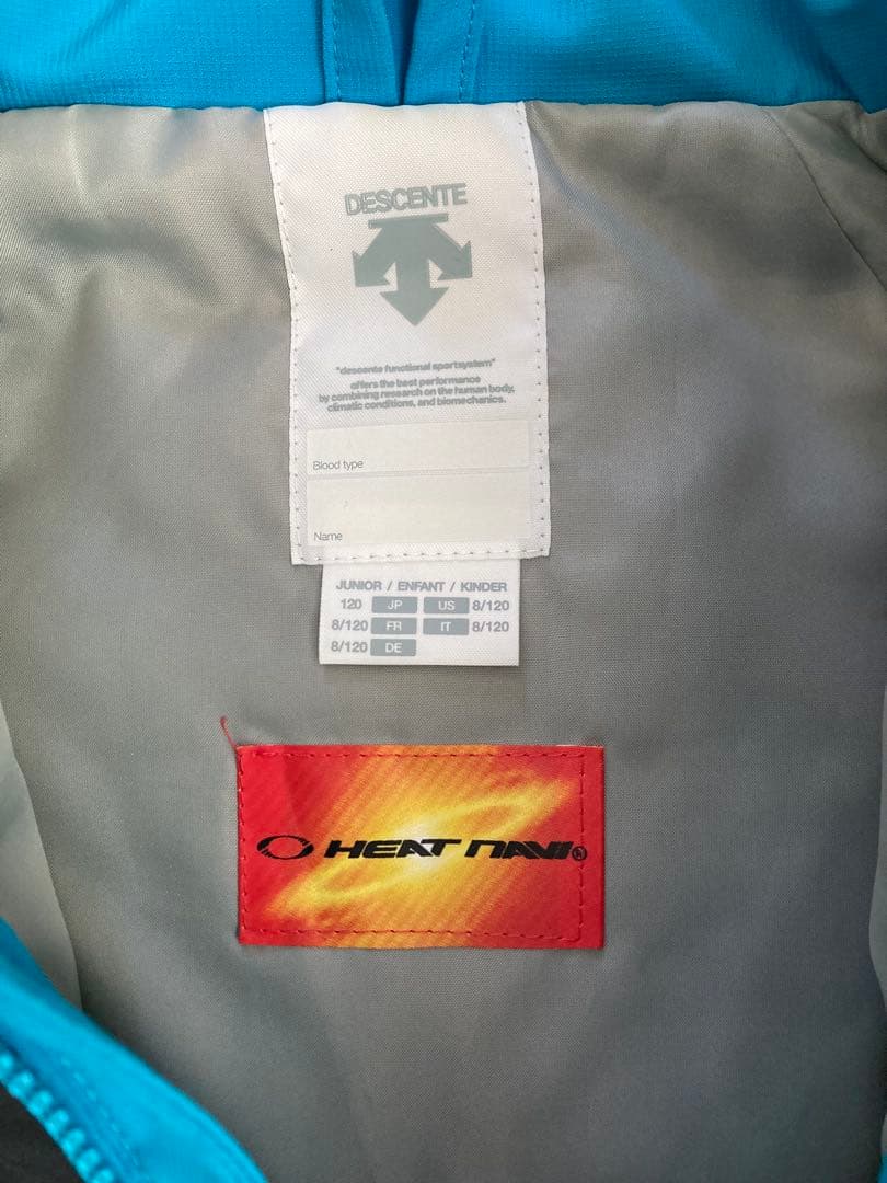 DESCENTEキッズ スキーウェア120 GORE-TEXグローブ2つ付き