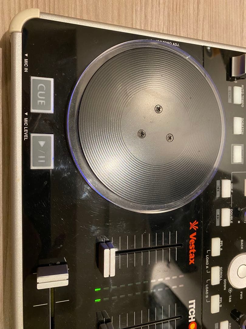 Vestax VCI-300 DJコントローラー
