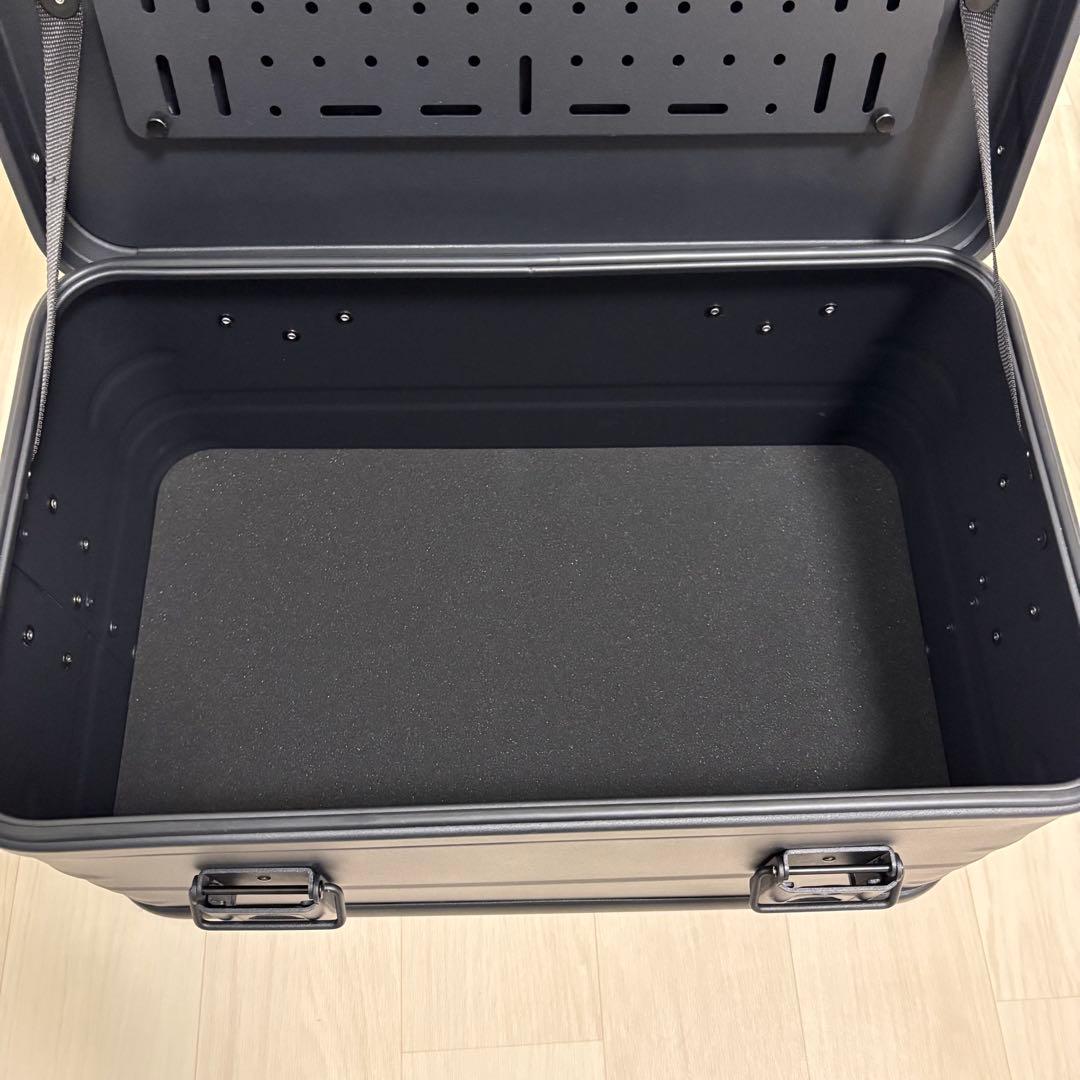 アルミ収納ボックス　アルミコンテナボックス　30L