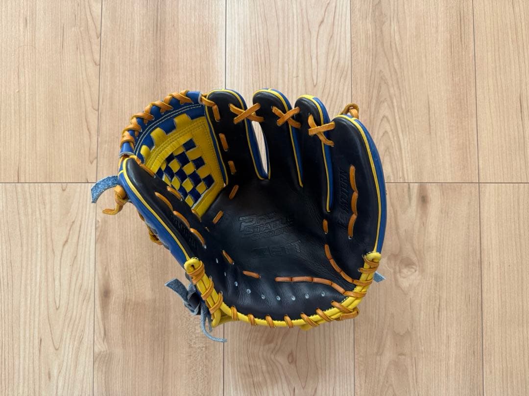 ZETT 軟式オーダーグラブ　源田選手モデル