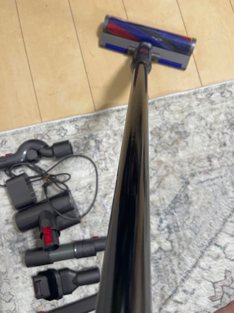 【美品】dyson v12 sv 46