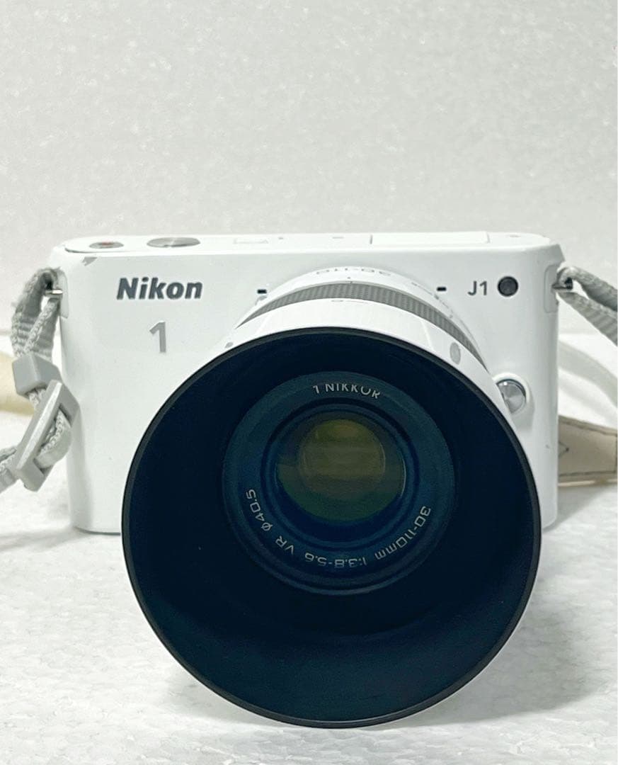 Nikon 1 J1 ホワイト VR レンズキット 美品 動作確認済み