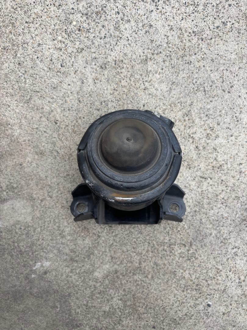 zc32s エンジンマウント