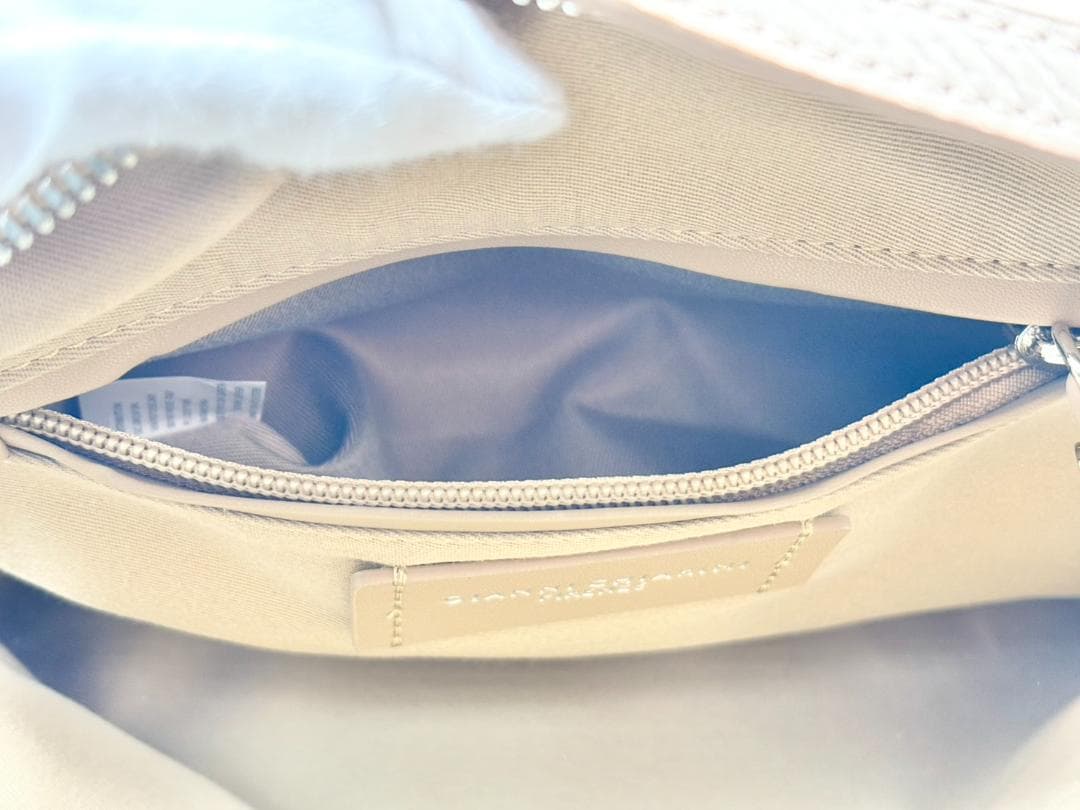 1度使用 ジャンニキアリーニ アリファ M ２WAYバッグ ピンクベージュ