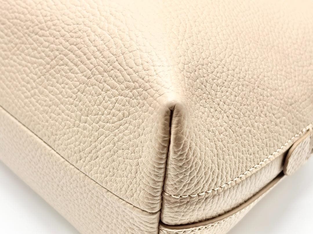 1度使用 ジャンニキアリーニ アリファ M ２WAYバッグ ピンクベージュ