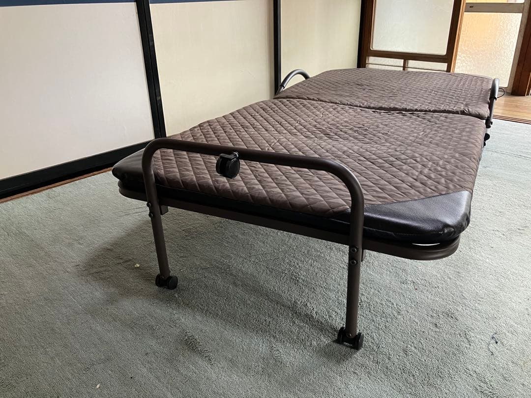 折り畳みパイプベッド リクライニング機能付き