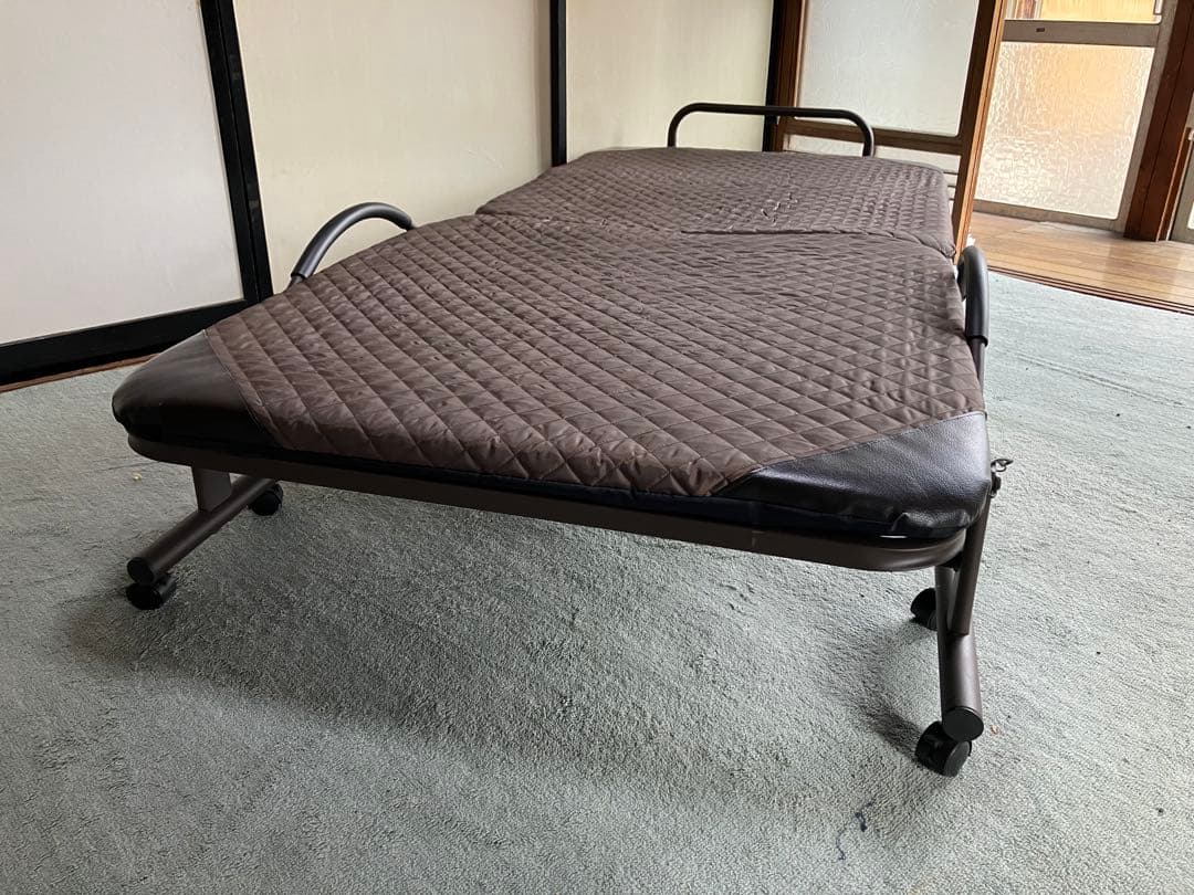 折り畳みパイプベッド リクライニング機能付き