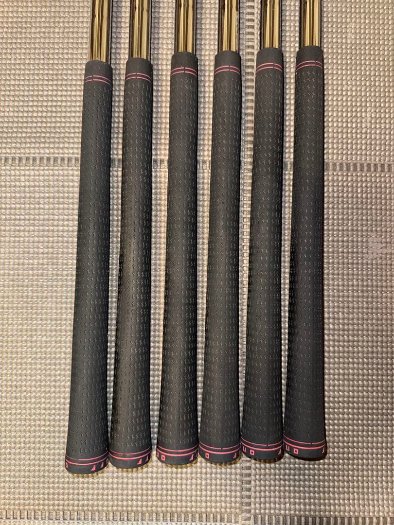 ONOFF 2024 KURO アイアン5-PW 6本セット　ツアー105 S