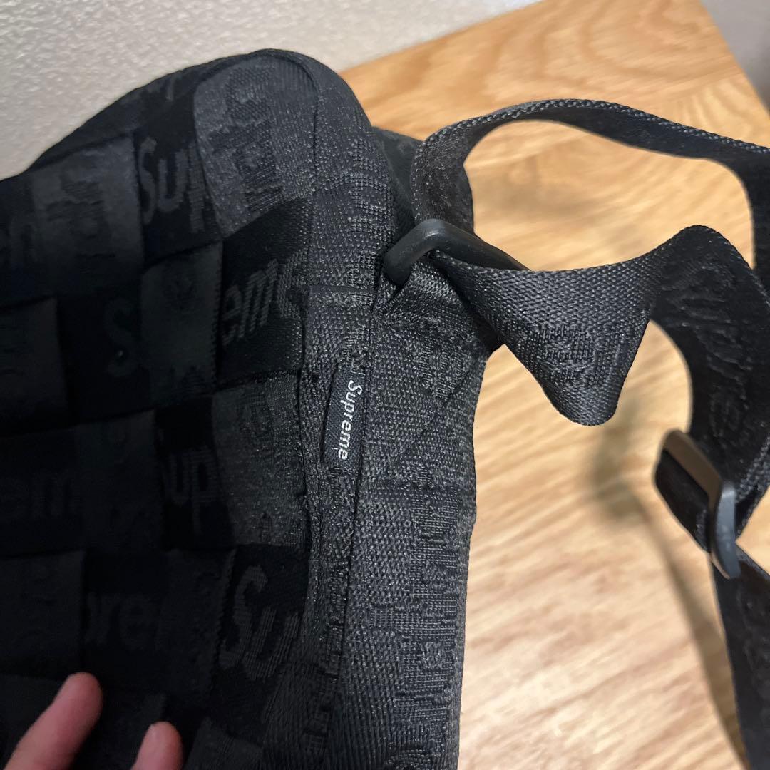 よっ＊＊＊いかsupreme Woven Shoulder Bag