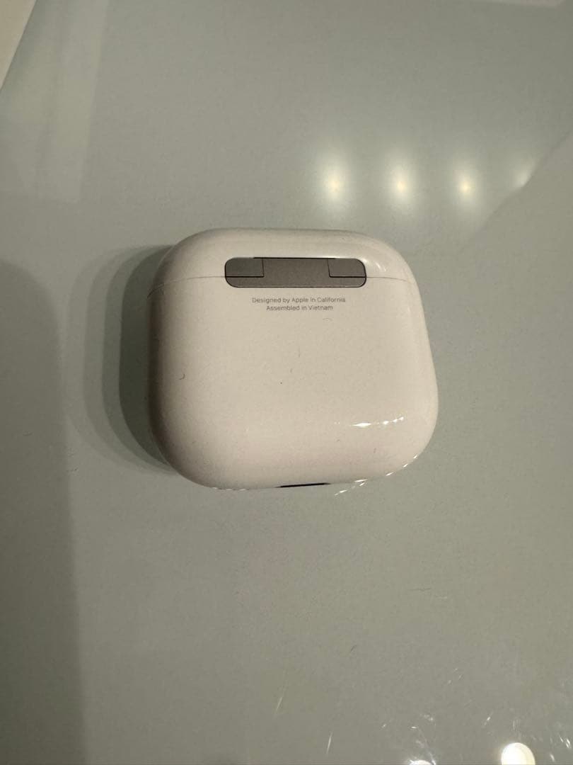 AirPods4 アクティブノイズキャセリング対応　ケースおまけ付