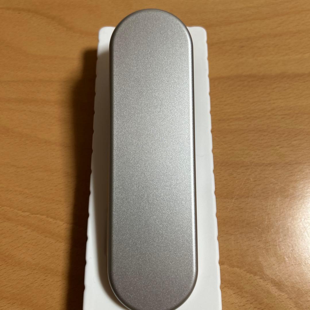 サロニア　SALONIA EMS LIFT BRUSH シルバー