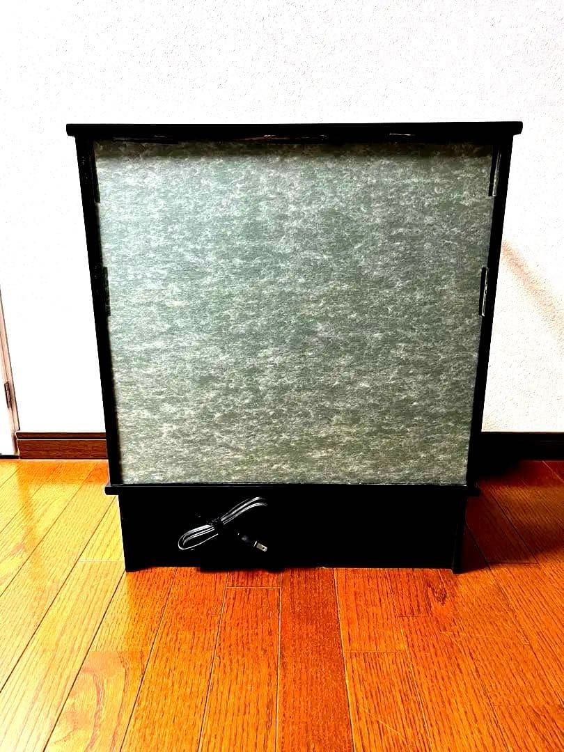 【新品同様】五月人形　兜ケース入り　オルゴール付き　13号吉徳工房