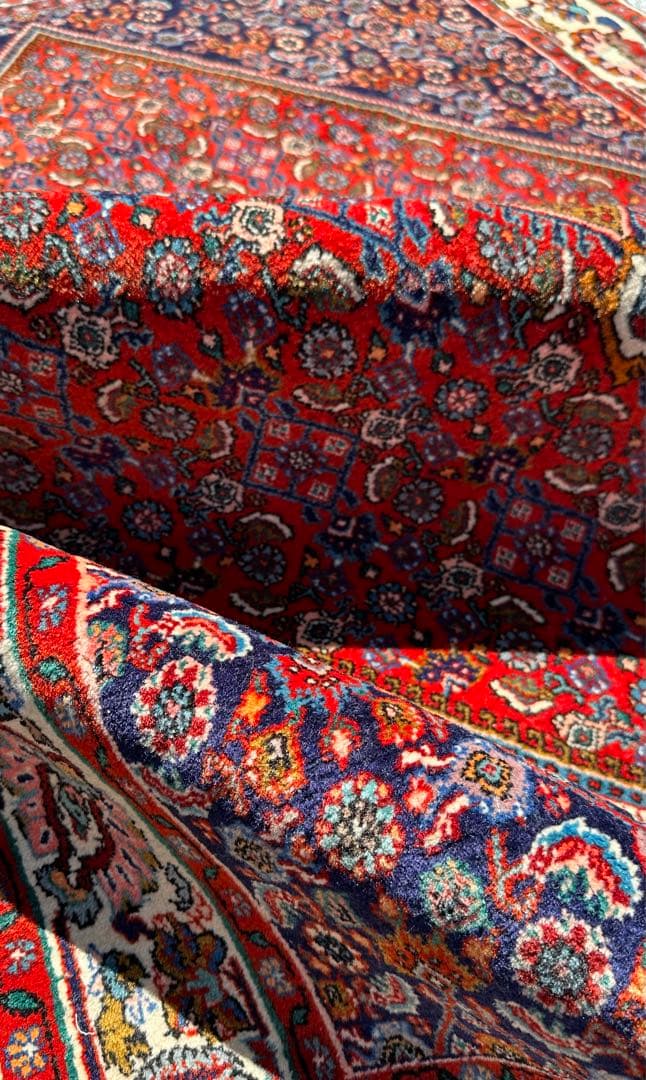 手織りペルシア絨毯　ビジャー産　サイズ約167x118cm ウール100%