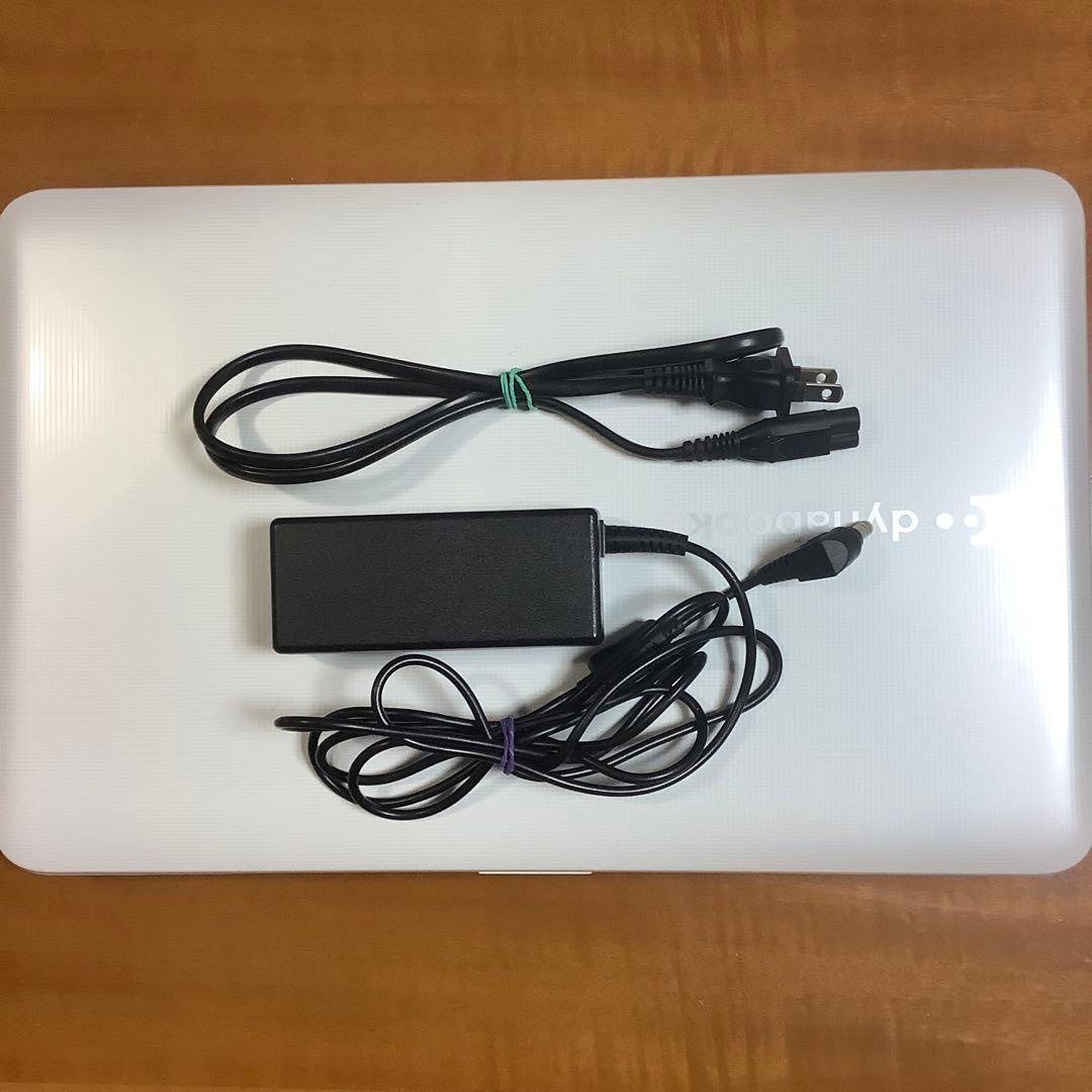 美品　dynabook ノートパソコン T552