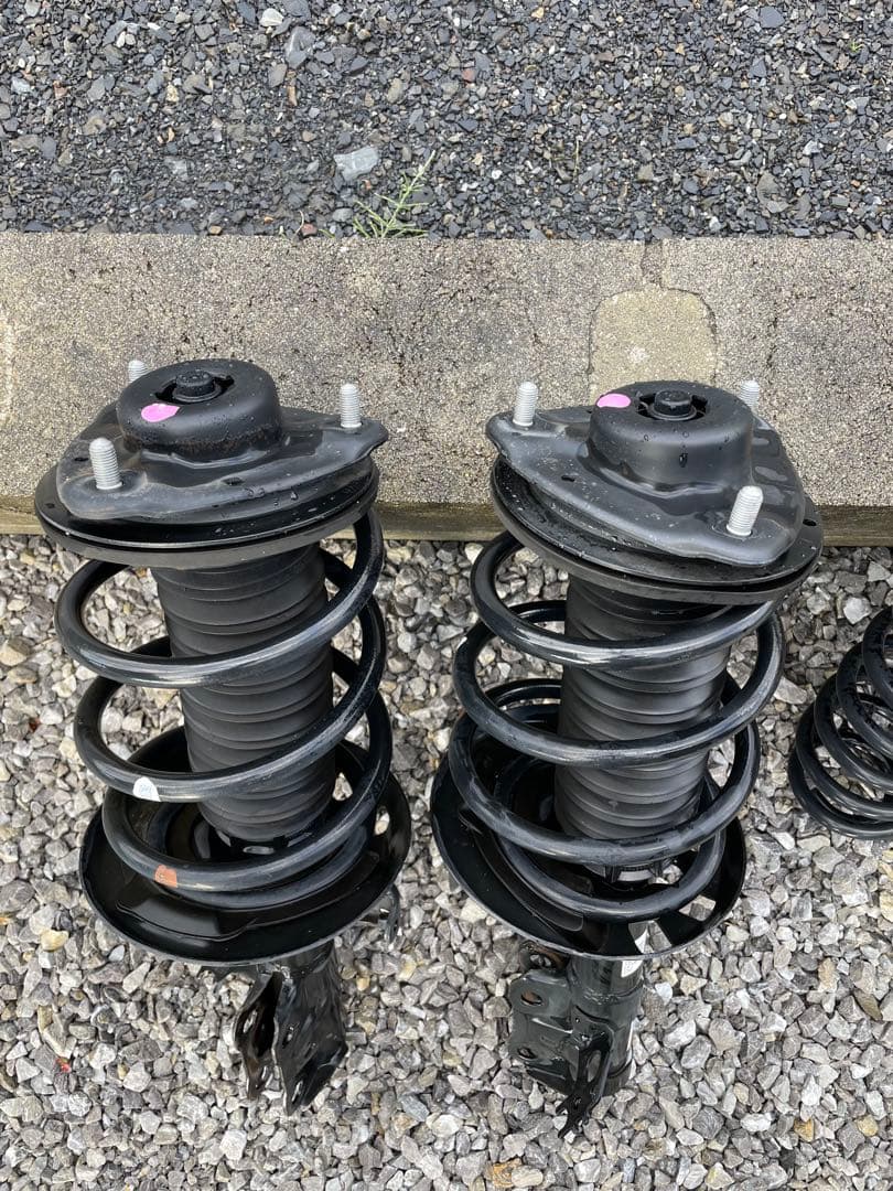 カムリ WS（後期）純正サスペンションキット 一式