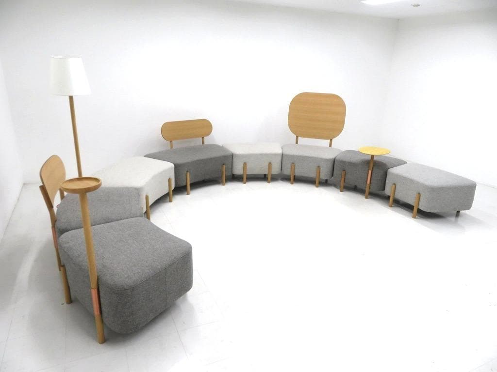 展示品　カリモク　ドラドラ　北欧　オーク材　ソファ　オットマン　スツール