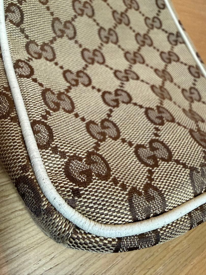 GUCCI ショルダーバッグ