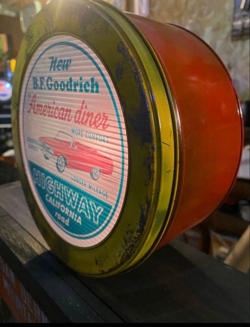 照明付き　収納棚　アメリカン　インダストリアル