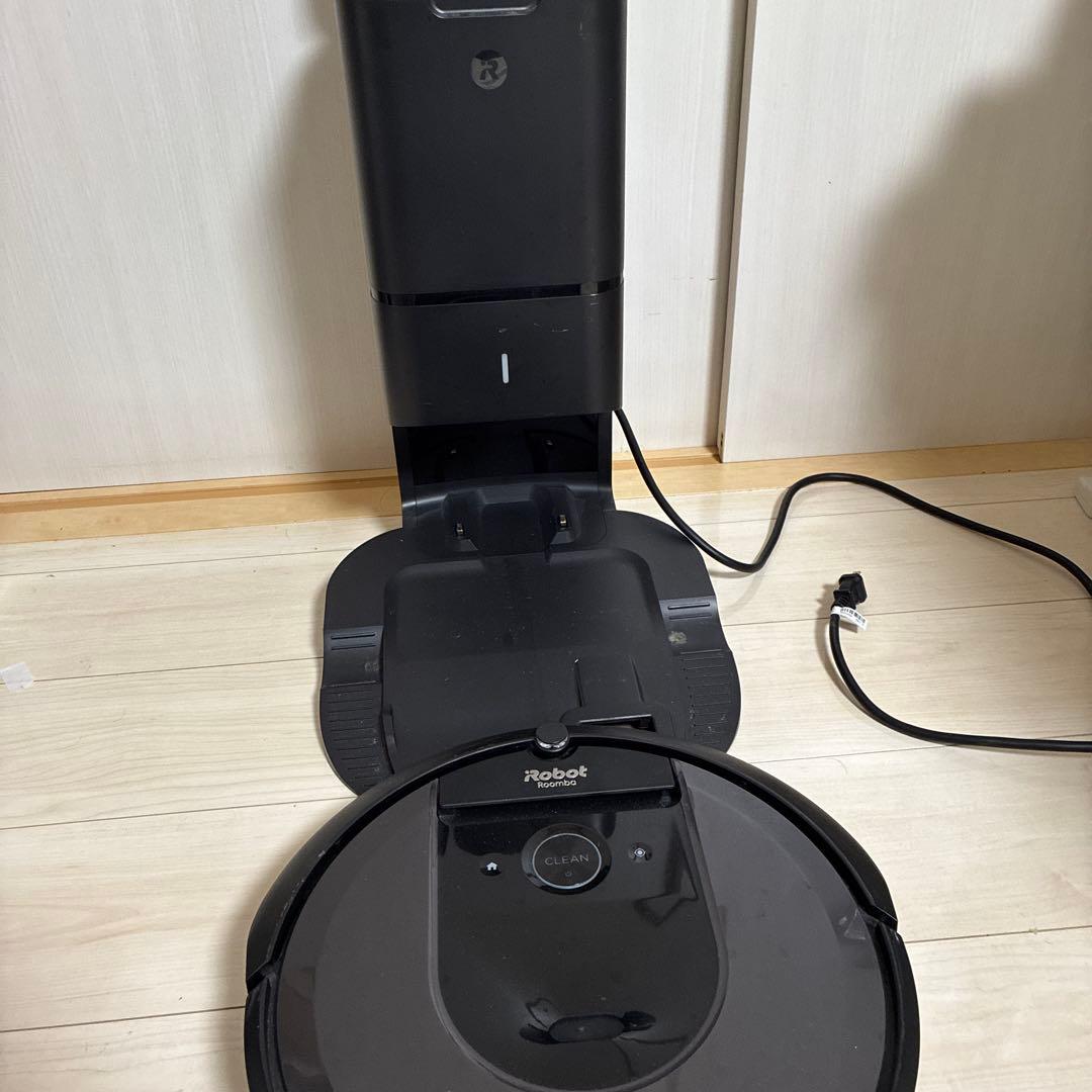 iRobot Roomba i7+ ロボット掃除機本体＋クリーンベース