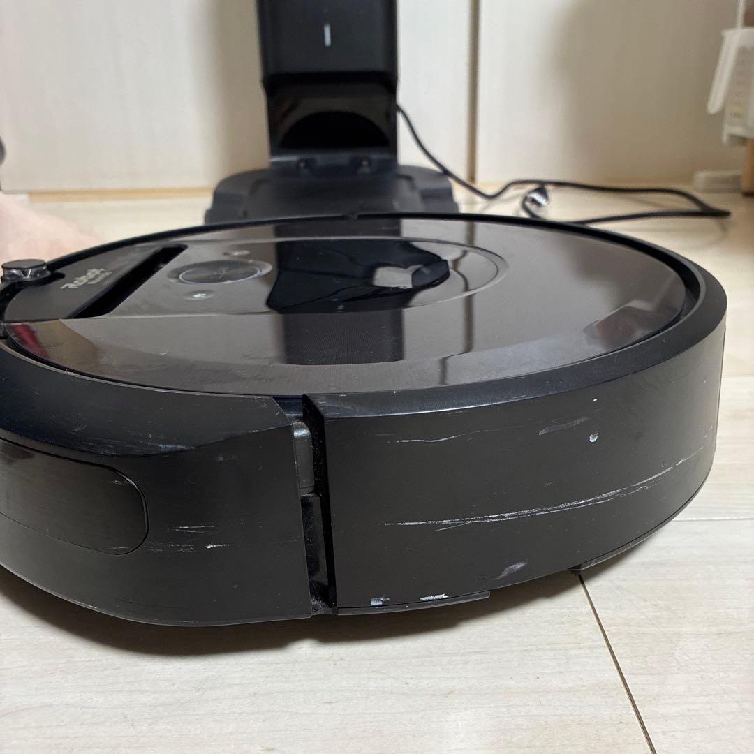 iRobot Roomba i7+ ロボット掃除機本体＋クリーンベース