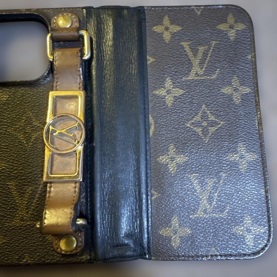 ルイヴィトン iPhone14 Pro フォリオ モノグラム 手帳型ケース特注品