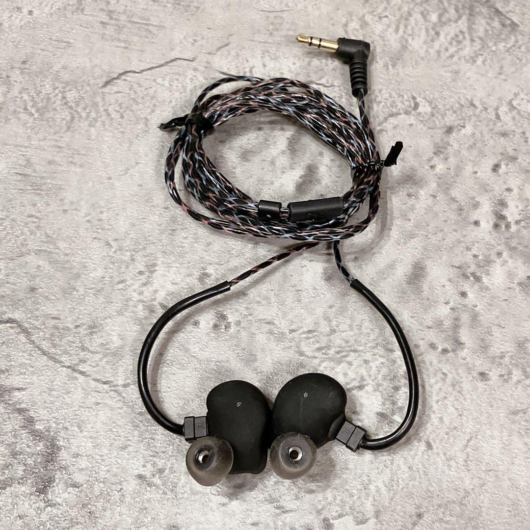 希少 美品 Fender TEN 3 Flat Black フェンダー イヤホン