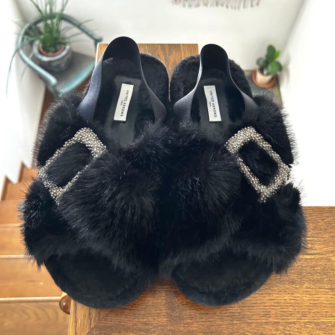 ユナイテッド アローズ ビジューフェイクファーバックストラップサンダル　37