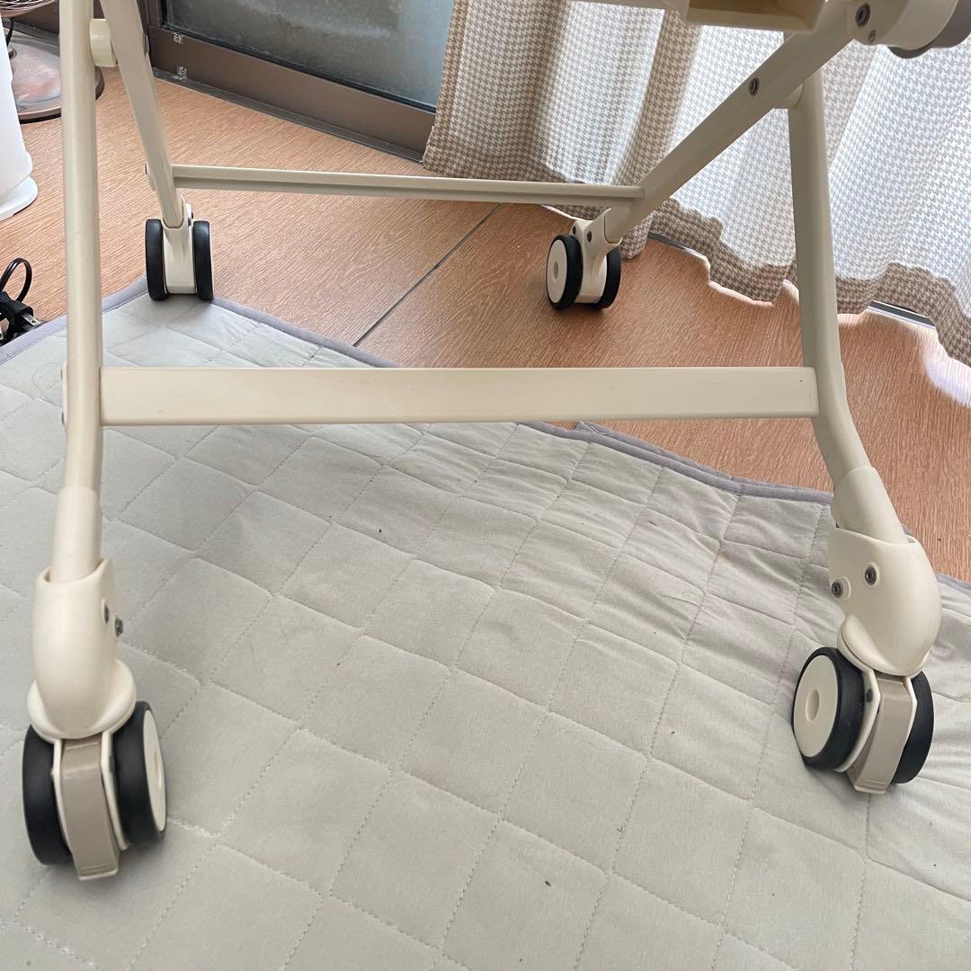 極美品！コンビ ネムリラ AT オートスウィング バースデイ限定モデル