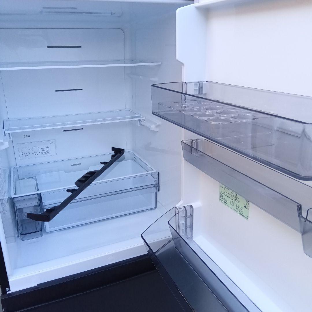 大型冷蔵庫　330L 2021年製　3ドア　高年式　生活家電　関東限定