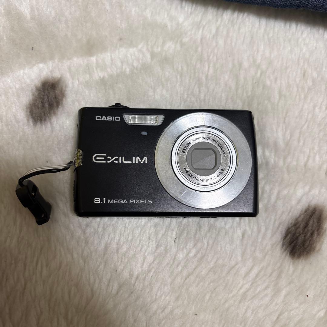 デジカメ 動作確認済み（バッテリー、充電器、メモリーカード、コンセント付き）