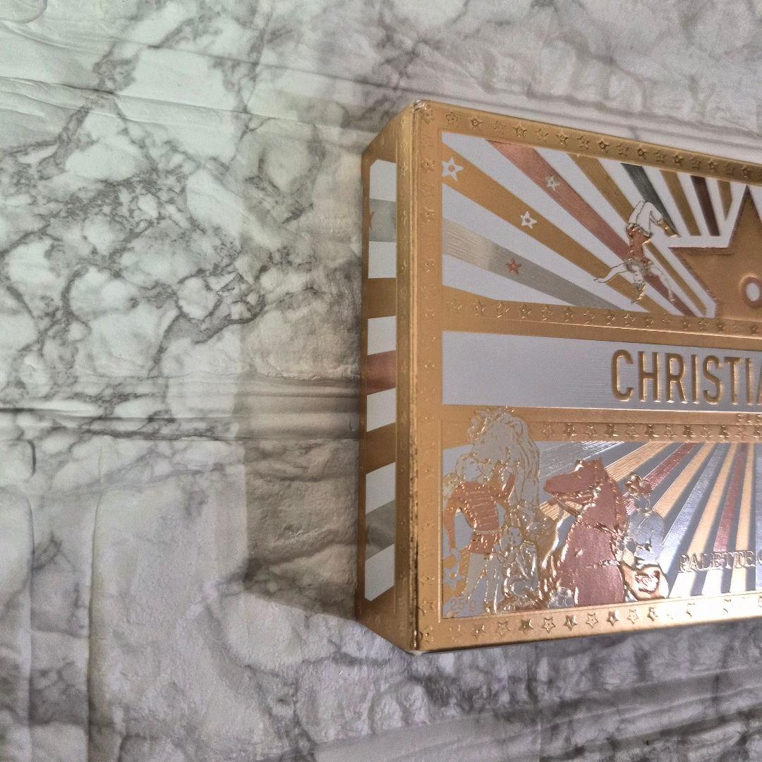 ☆新品未使用☆Dior クリスマスコフレ 2025 アイシャドウパレット