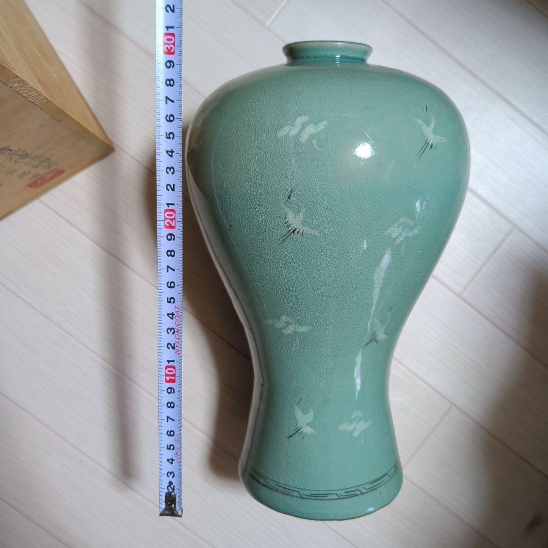 高麗青磁（象嵌青磁）花瓶（梅瓶）