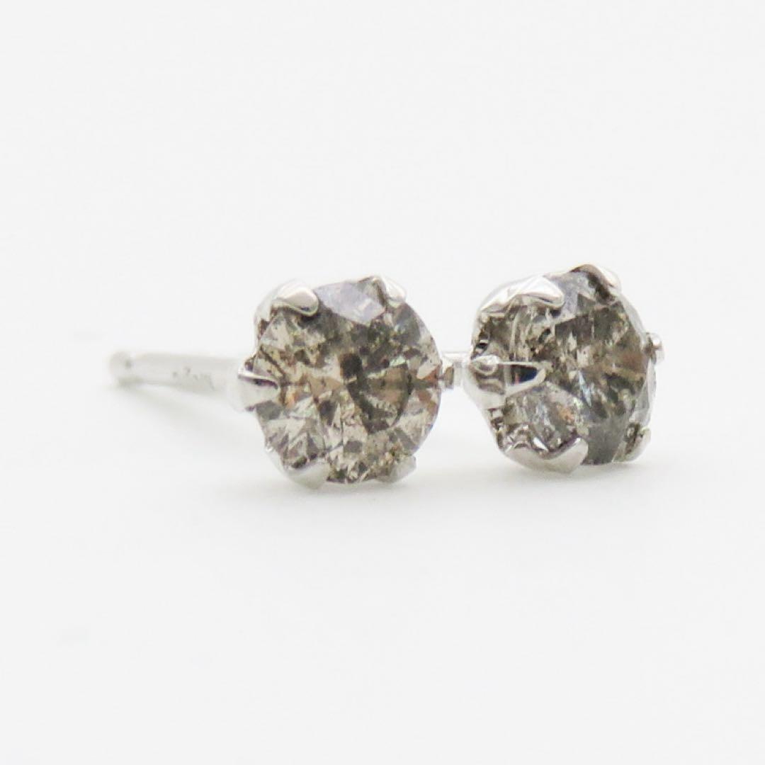 a*o様 K10WG ダイヤモンド各0.15×2 一粒ピアス　新品　計0.3ct