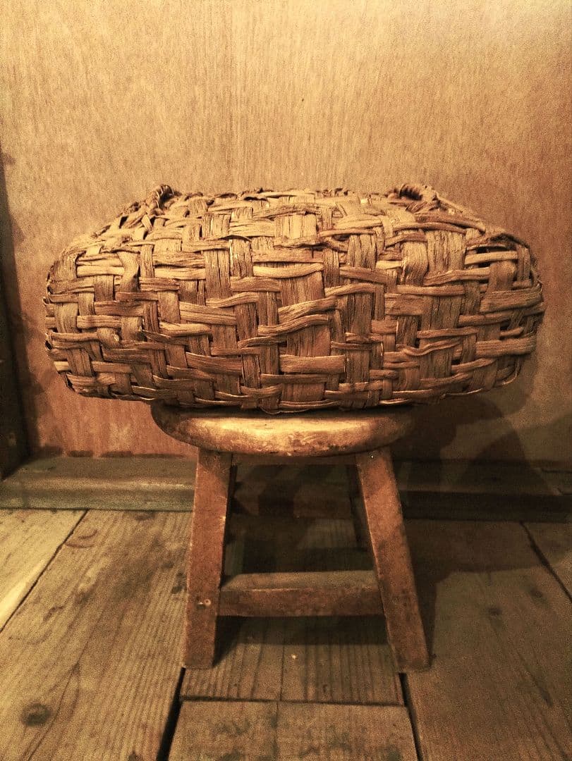 信州安曇野の山葡萄かごバック。里山手仕事。