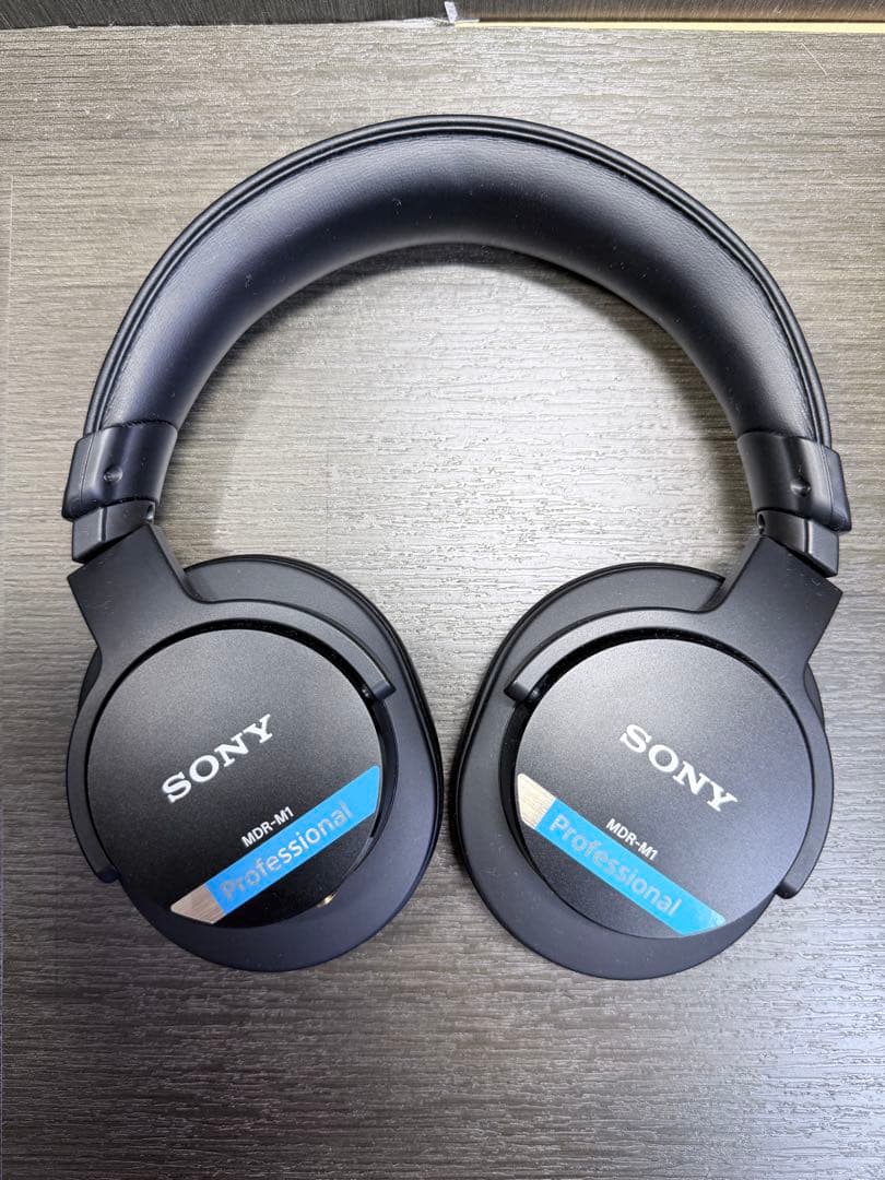 SONY MDR-M1密閉型モニターヘッドホン