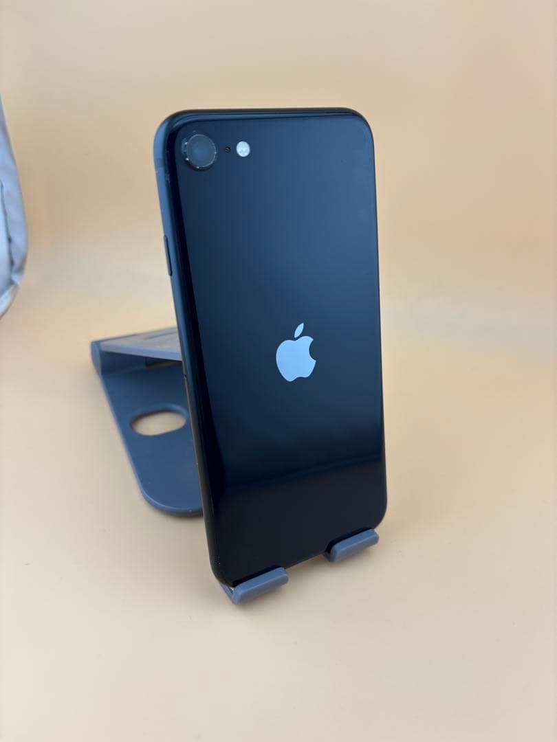 iphone SE 代3世代　64GB ミッドナイト　バッテリー87%