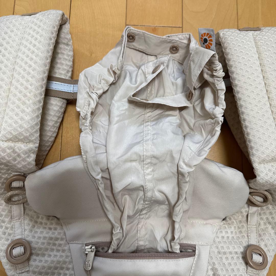 エルゴベビー　ナチュラルベージュ　抱っこ紐