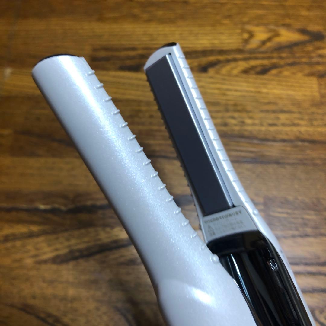 ✨美品✨Refa リファフィンガーアイロン　ST ホワイト