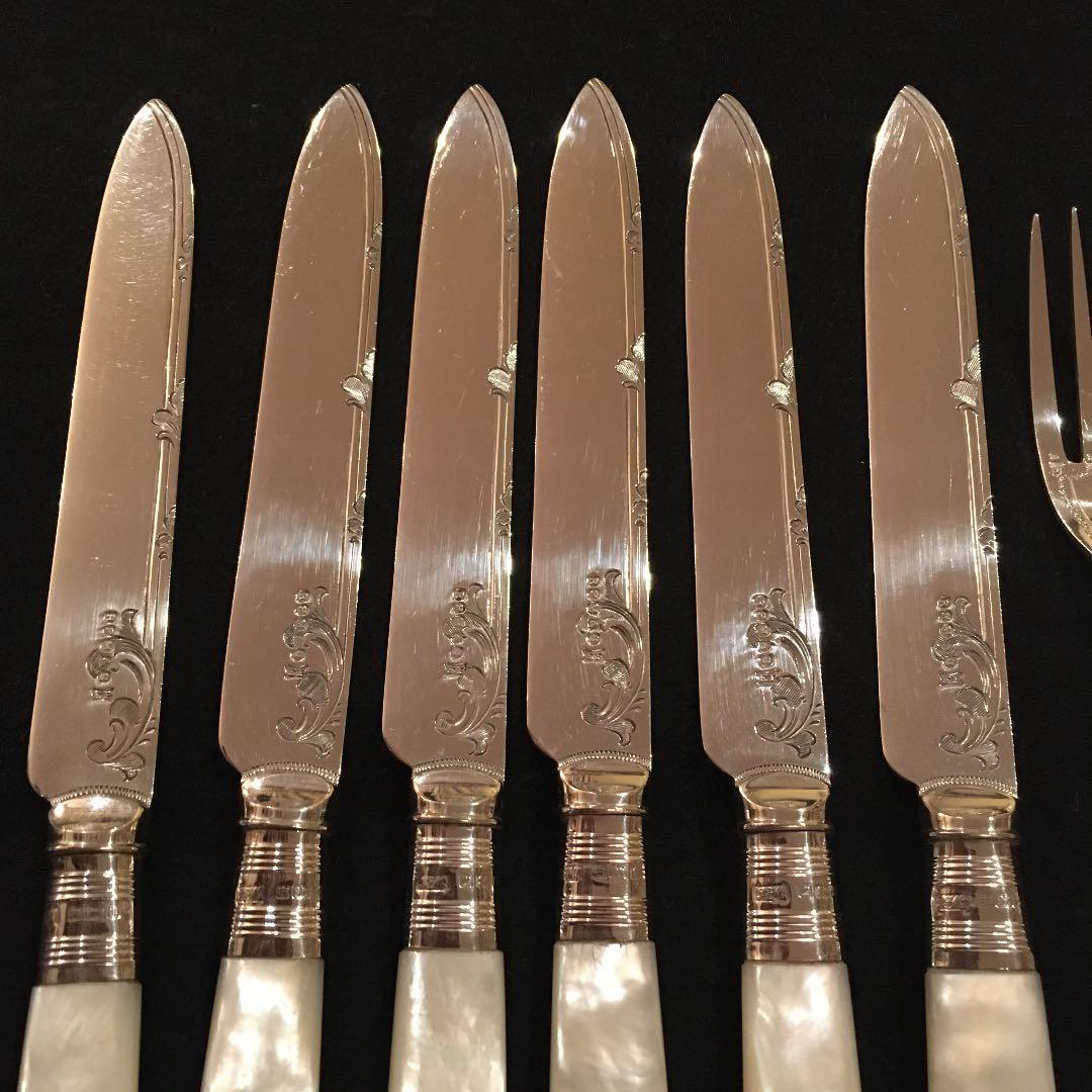 お値下げ　英国製シルバーとマザーオブパールのアンティークカトラリー　一部純銀