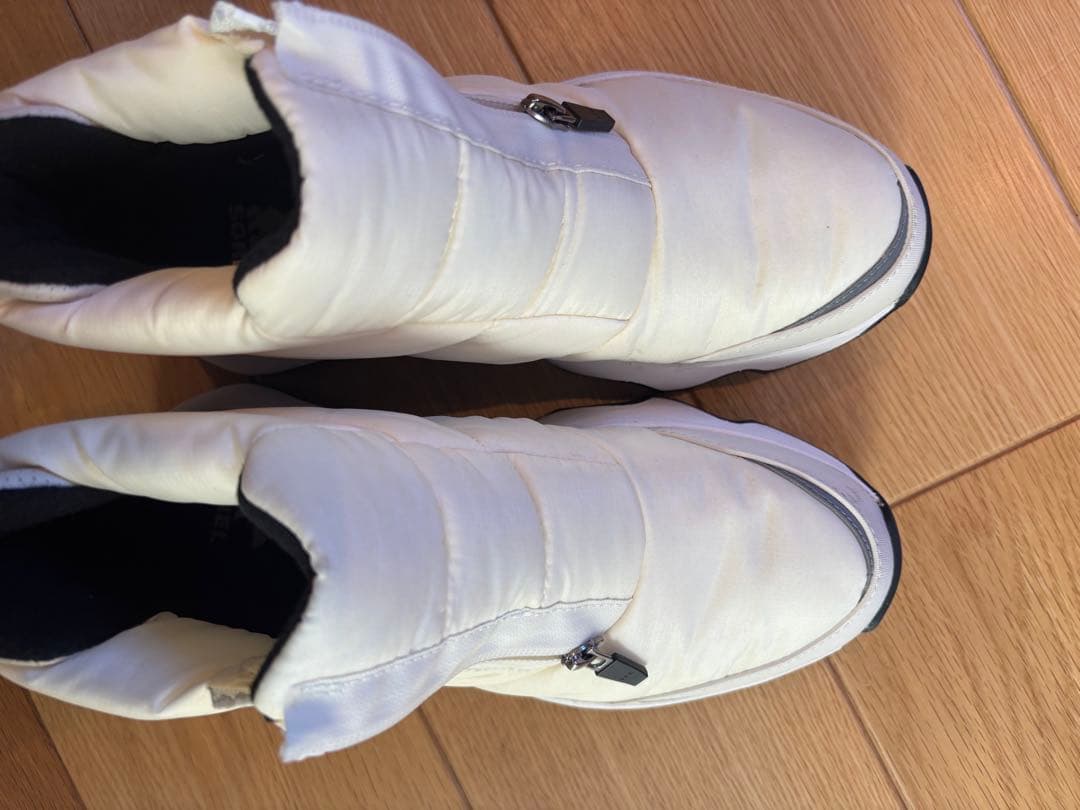 SOREL ホワイト ハイカットブーツ24.5