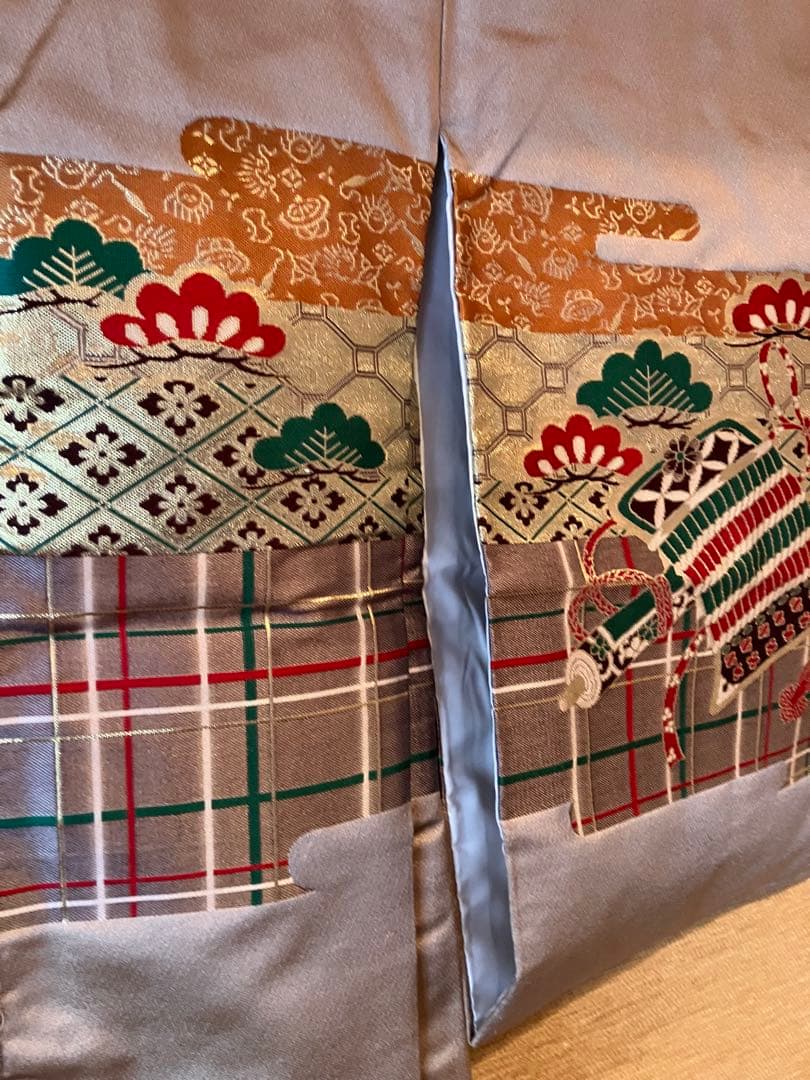 子供用羽織　アイボリー色　羽織紐付き　七五三　正絹