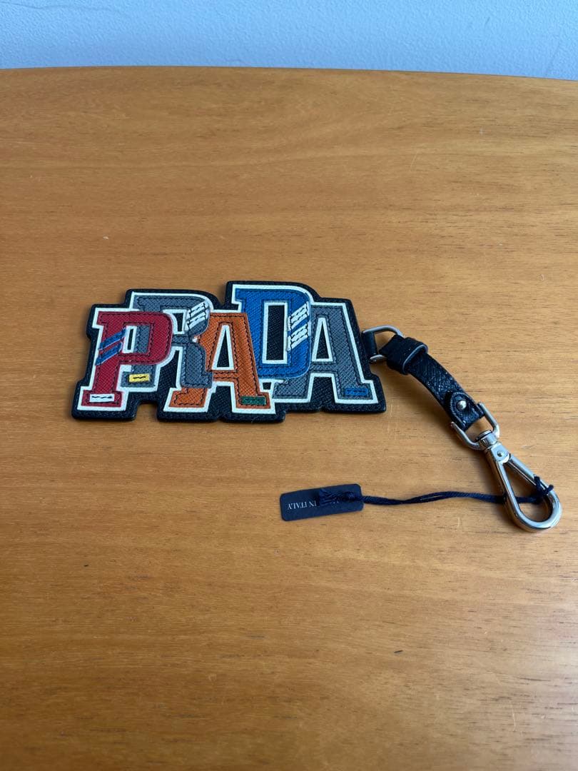 PRADA プラダ キーホルダー チャーム キーリング