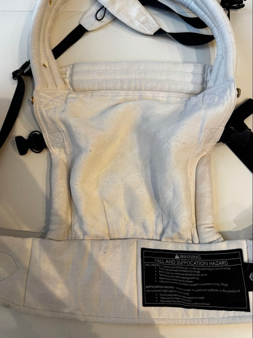 アーティポッペ　ツイード　抱っこ紐