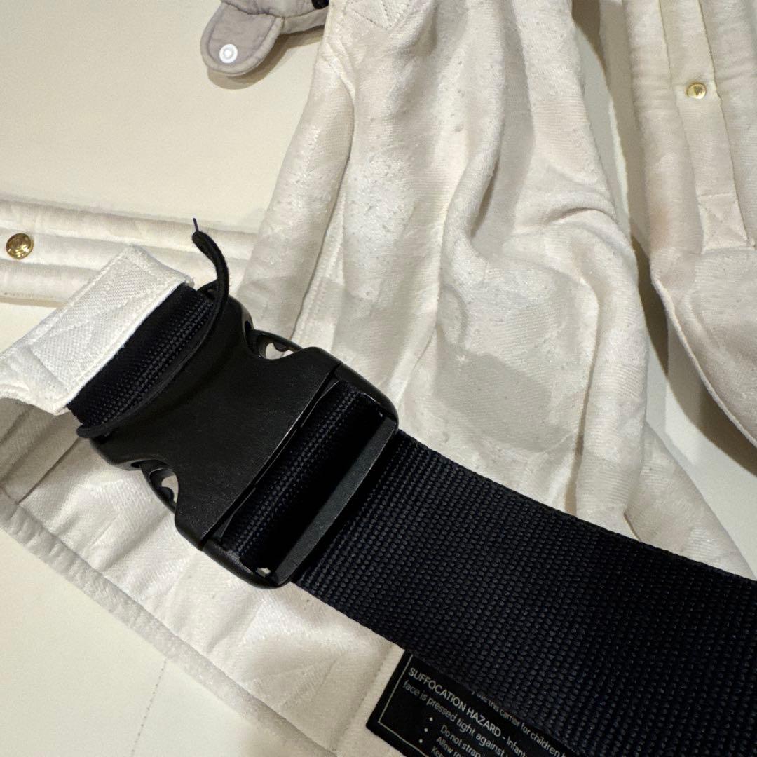 アーティポッペ　ツイード　抱っこ紐