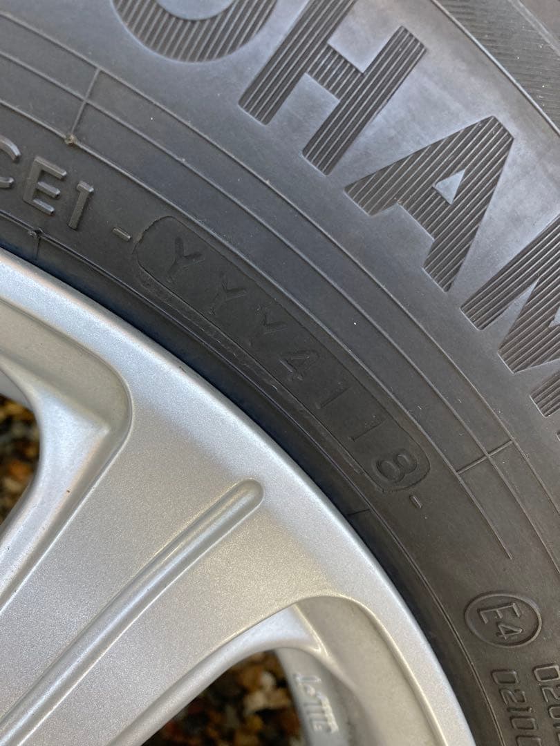 ヨコハマ 145/80/13インチ スタッドレスタイヤセット