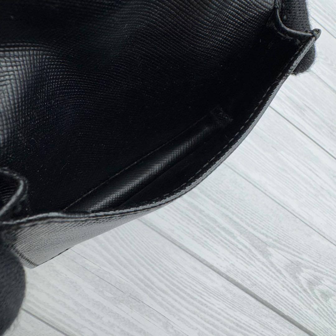 【極美品】PRADA　名刺入れ　サフィアーノレザー　ブラック